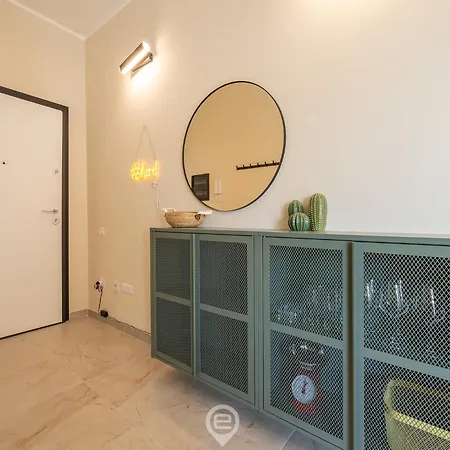 Artful Modern Escape Κάλιαρι