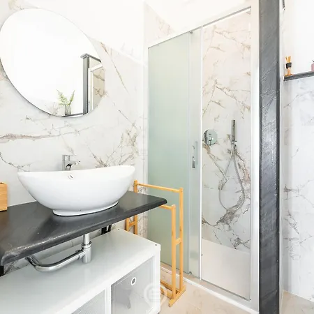 Artful Modern Escape